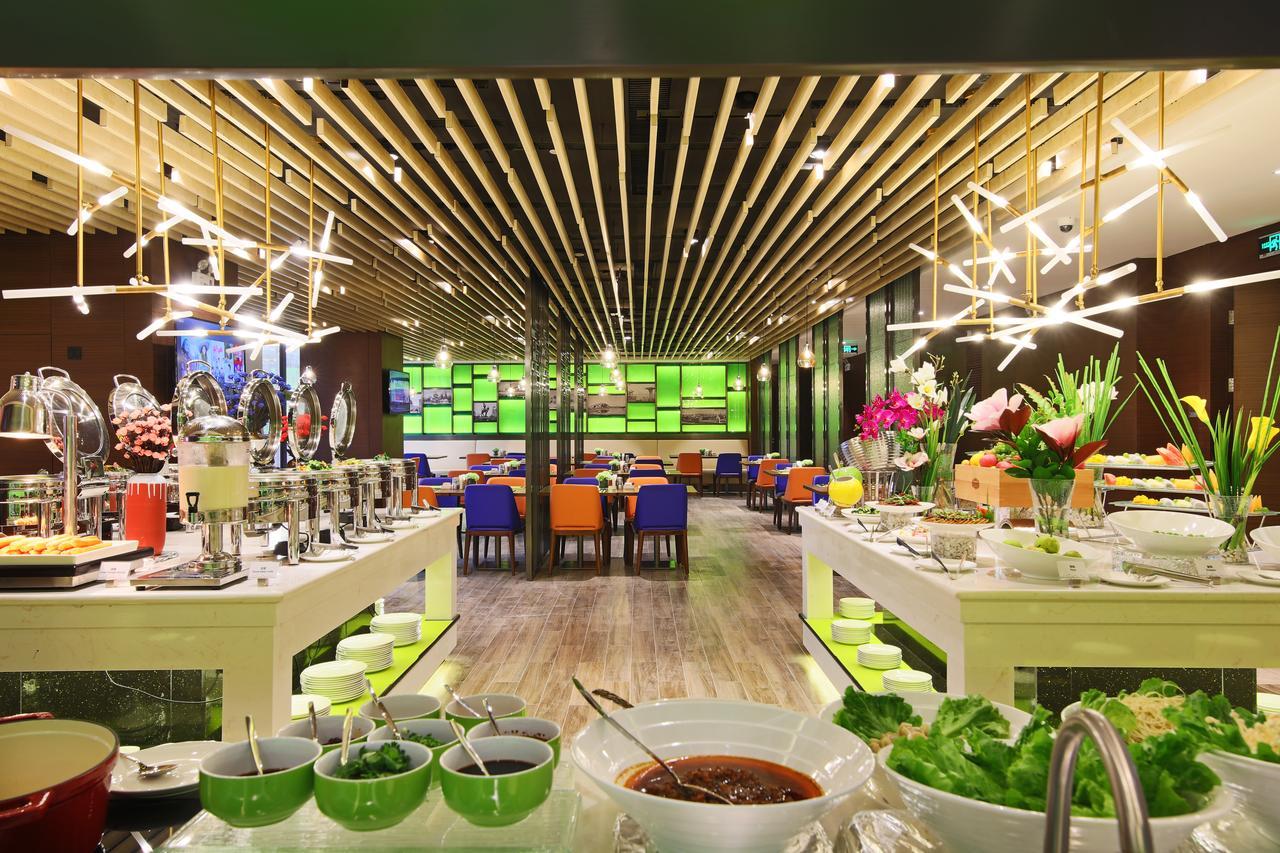 Hampton By Hilton Qujin Hotel Qujing Bagian luar foto