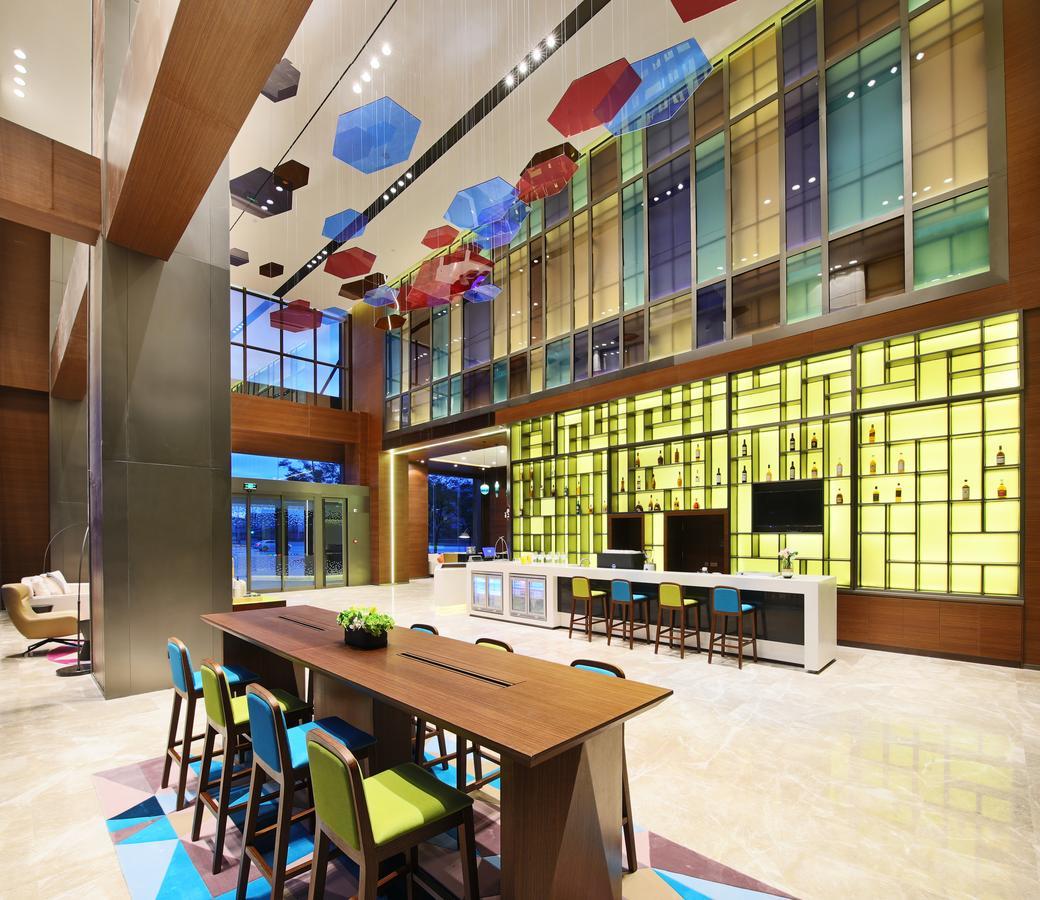 Hampton By Hilton Qujin Hotel Qujing Bagian luar foto