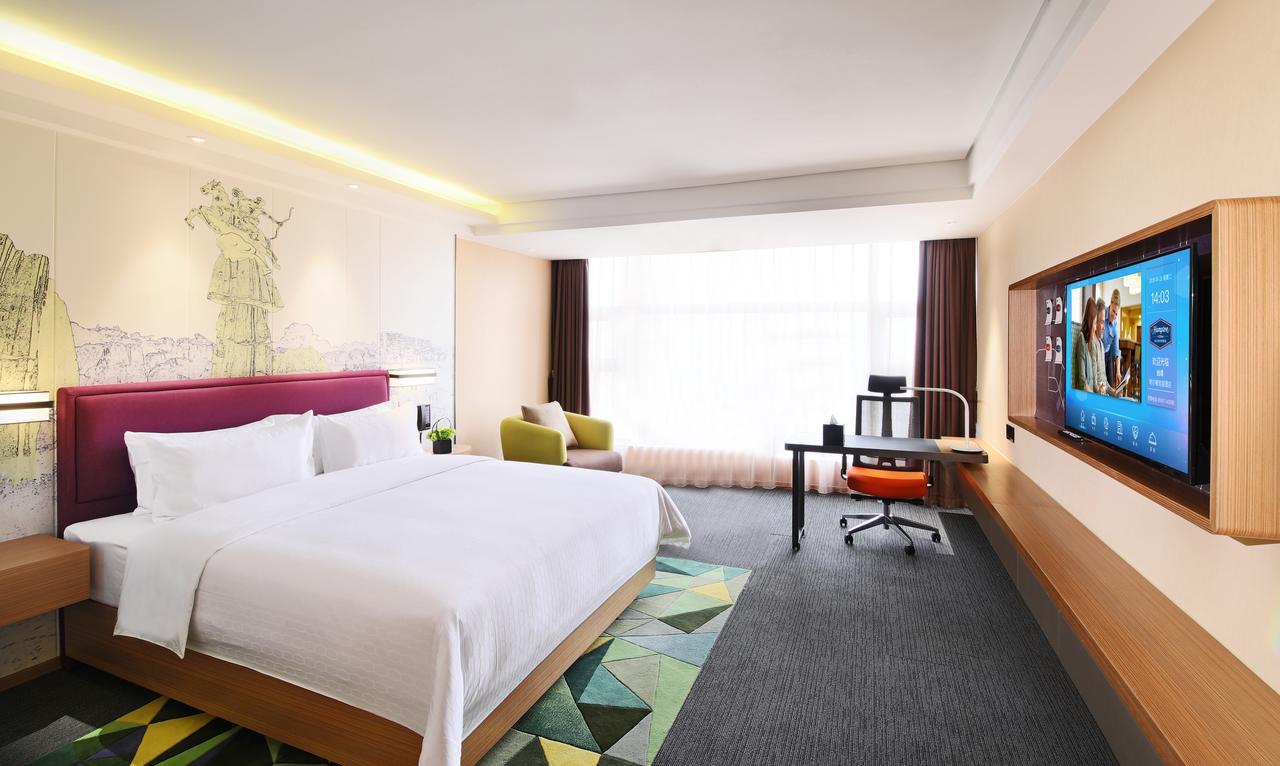 Hampton By Hilton Qujin Hotel Qujing Bagian luar foto