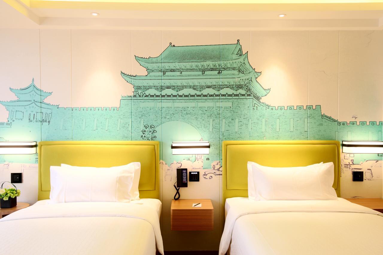 Hampton By Hilton Qujin Hotel Qujing Bagian luar foto